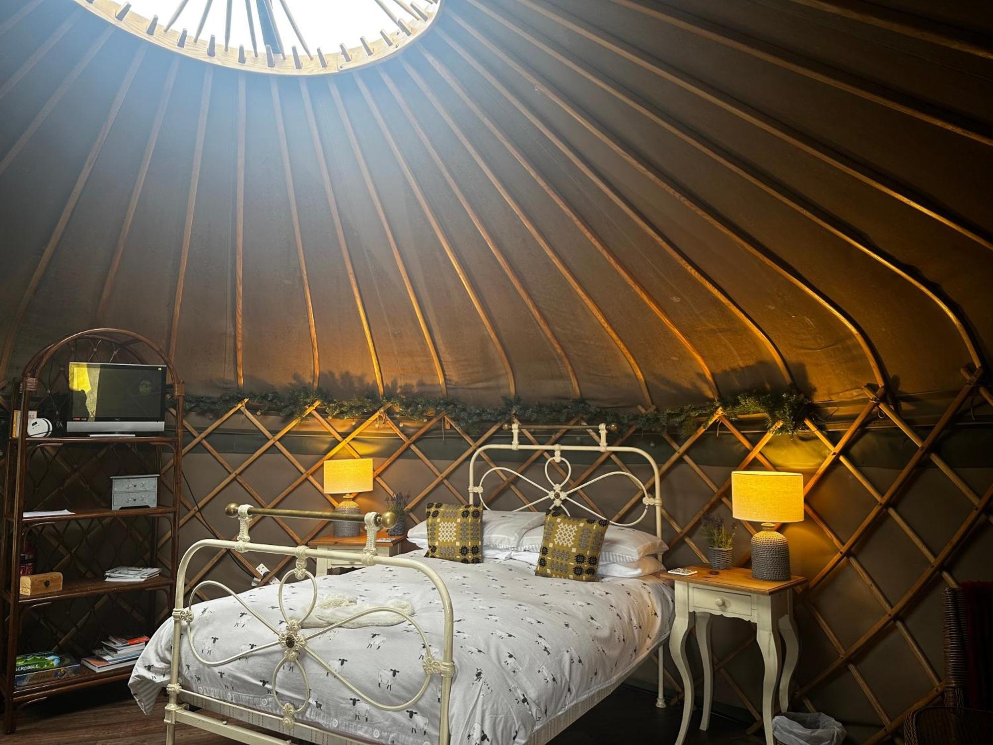 Sunbank Yurt Otel Llangollen Dış mekan fotoğraf
